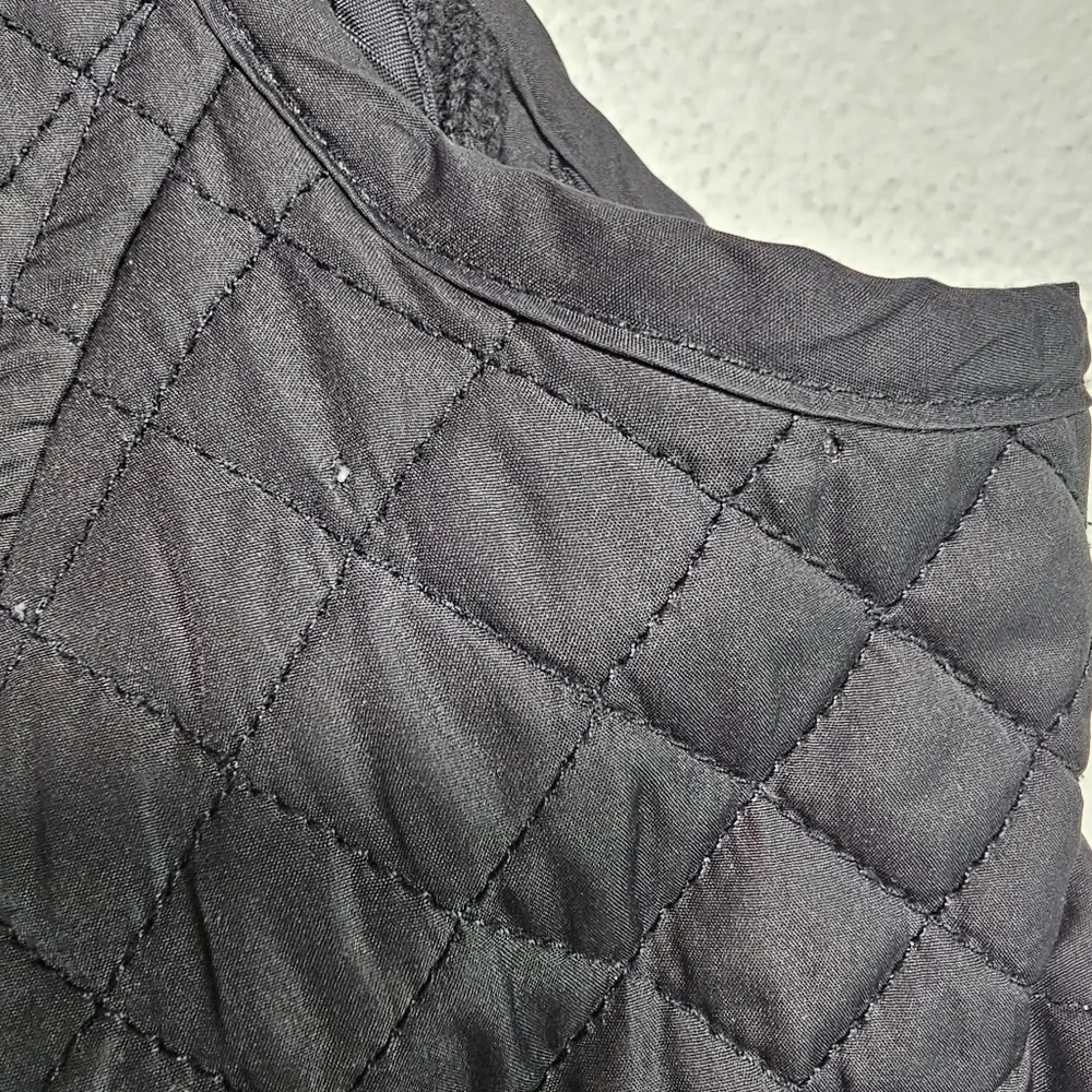 Spanner Quilted and Rib Knit Vest Black Size Medium - Picture 9 of 10